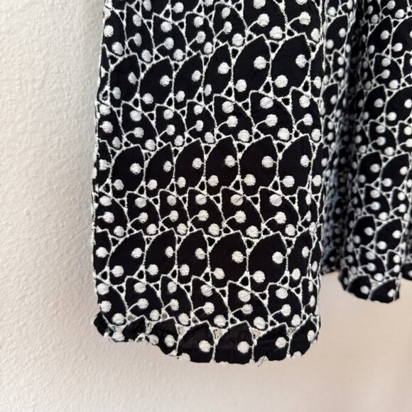 LOFT Womens Embroidered Eyelet Smocked Yoke Mini Swing Dress Black White Size M - Picture 4 of 9